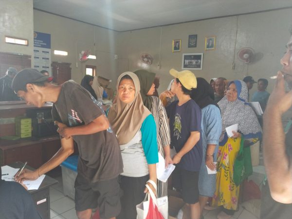 Desa Sudamanik Salurkan Bantuan Pangan Pada 513 KPM 2025, Bentuk Kepedulian Desa ke Masyarakat