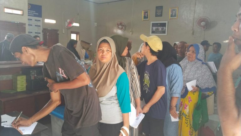 Desa Sudamanik Salurkan Bantuan Pangan Pada 513 KPM 2025, Bentuk Kepedulian Desa ke Masyarakat