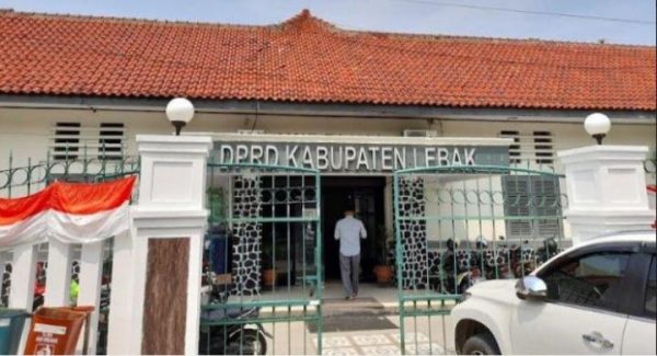 Kades Girimukti Akan Dipanggil DPRD Lebak, Terkait Pungli Bansos